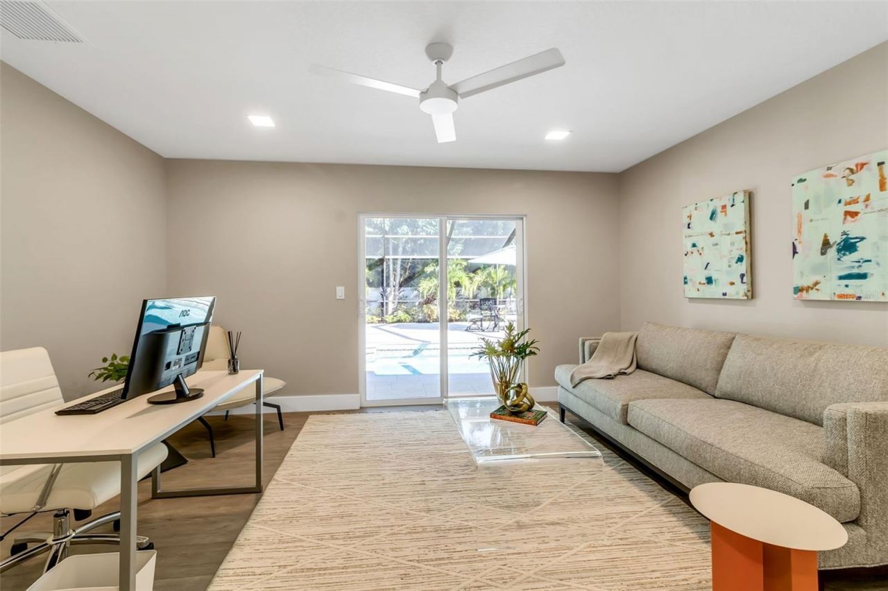 1621 Pine Bay Drive, Sarasota, FL 34231 Photo