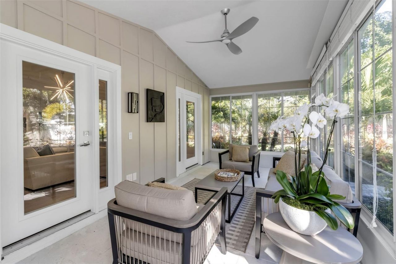 1621 Pine Bay Drive, Sarasota, FL 34231 Photo