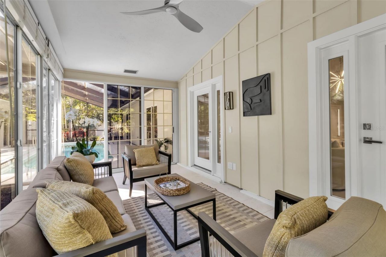 1621 Pine Bay Drive, Sarasota, FL 34231 Photo