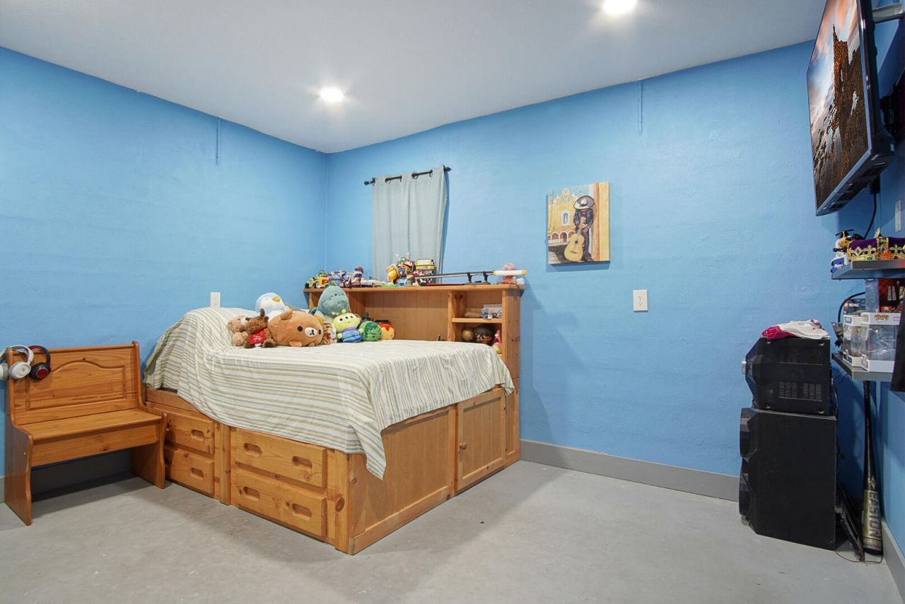 1149 SE Menores Avenue, Port Saint Lucie, FL 34952 Photo