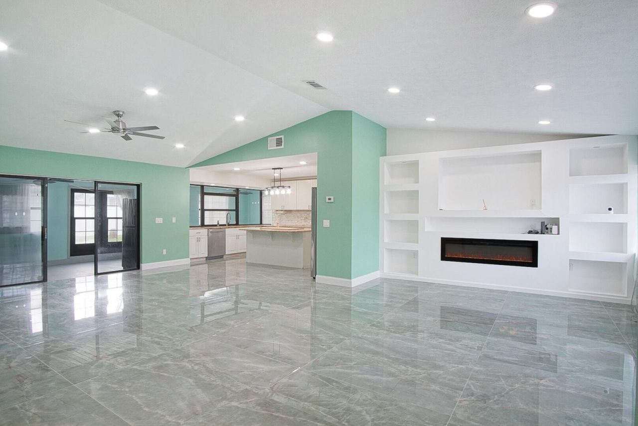 1149 SE Menores Avenue, Port Saint Lucie, FL 34952 Photo