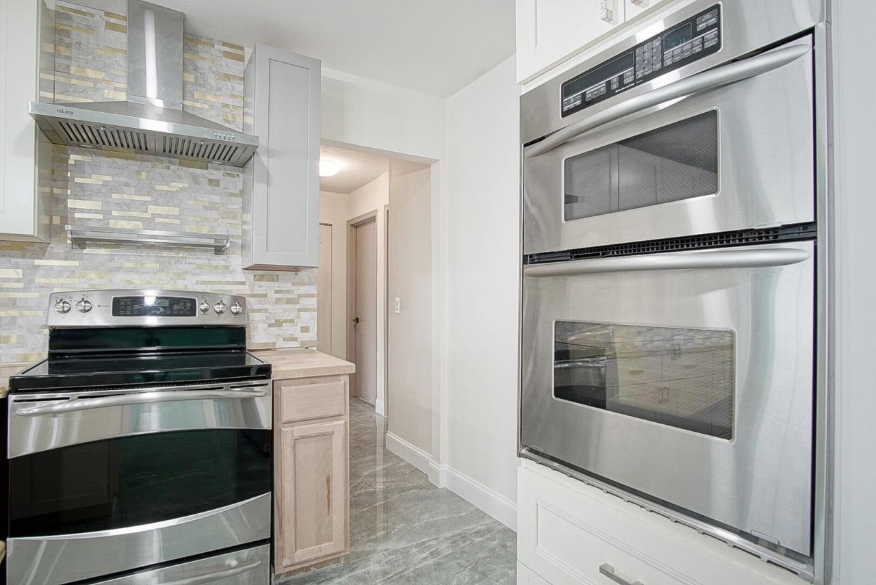 1149 SE Menores Avenue, Port Saint Lucie, FL 34952 Photo