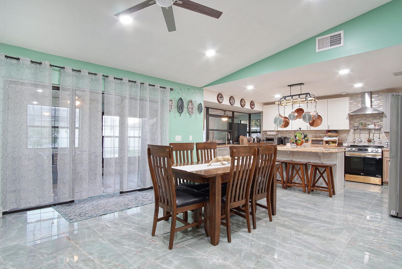 1149 SE Menores Avenue, Port Saint Lucie, FL 34952 Photo