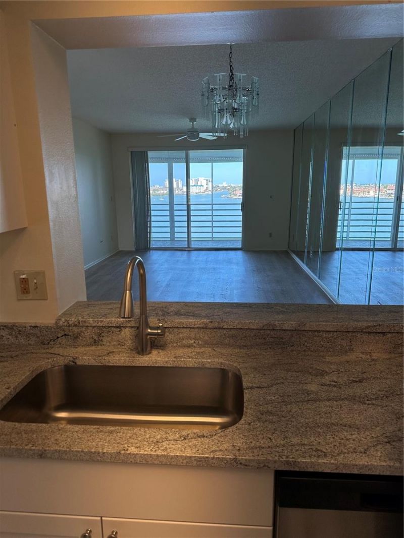 7932 Sailboat Key Boulevard S, Unit 603, South Pasadena, FL 33707 Photo
