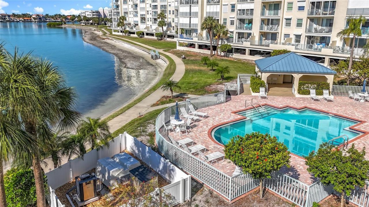 7932 Sailboat Key Boulevard S, Unit 603, South Pasadena, FL 33707 Photo