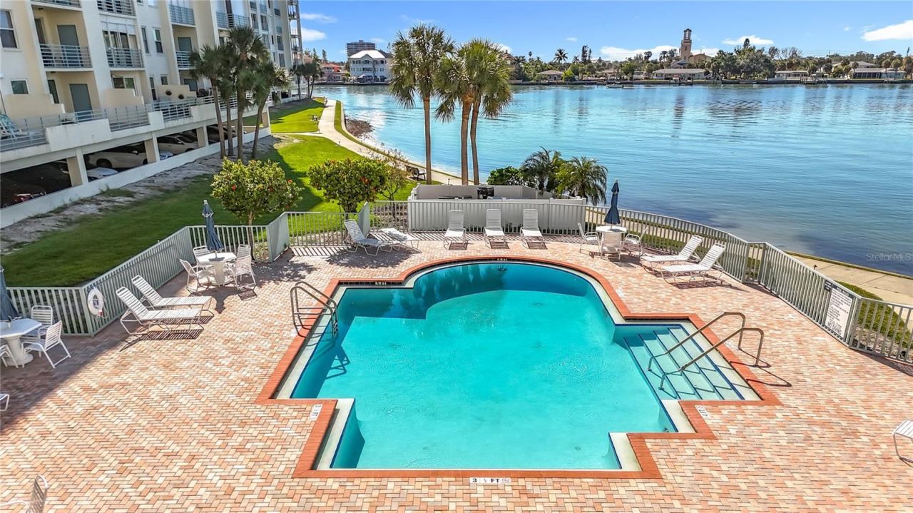 7932 Sailboat Key Boulevard S, Unit 603, South Pasadena, FL 33707 Photo