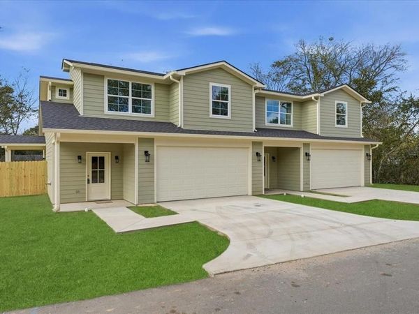 806 S Newsom Street, Mineola, TX 75773