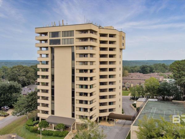 100 Tower Drive, Unit 403, Daphne, AL 36526