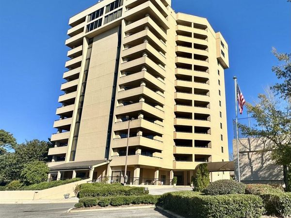 100 Tower Drive, Unit 403, Daphne, AL 36526