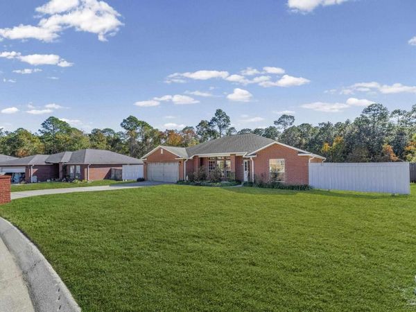 2165 Liberty Loop Rd, Cantonment, FL 32533