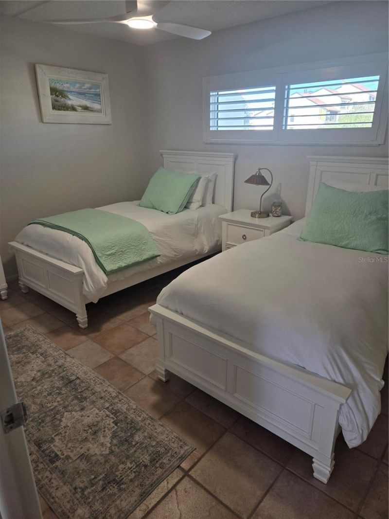 1250 N Portofino Drive, Unit 303, Sarasota, FL 34242 Photo