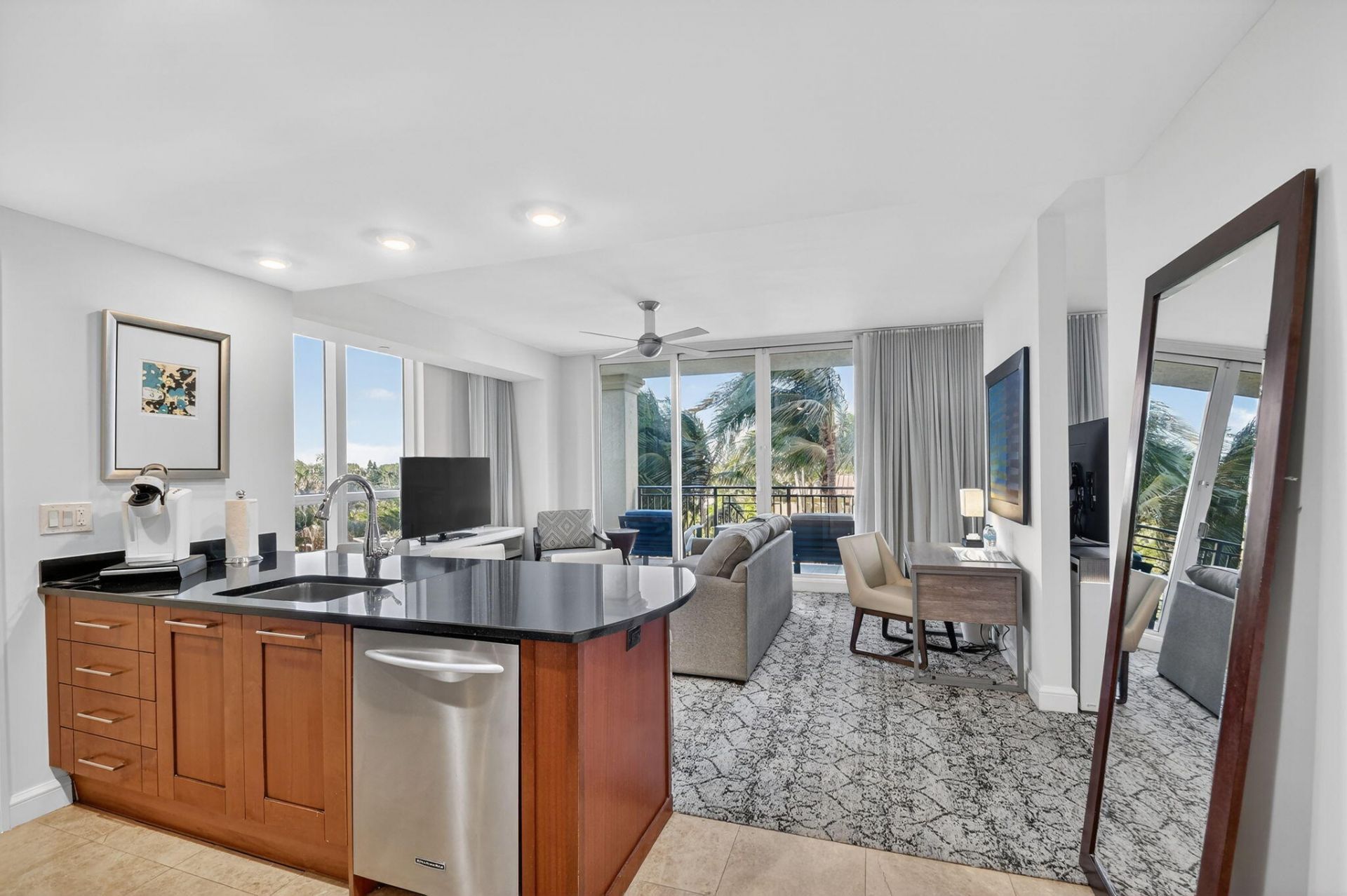 3800 N Ocean Drive, Unit 518, Singer Island, FL 33404 Photo