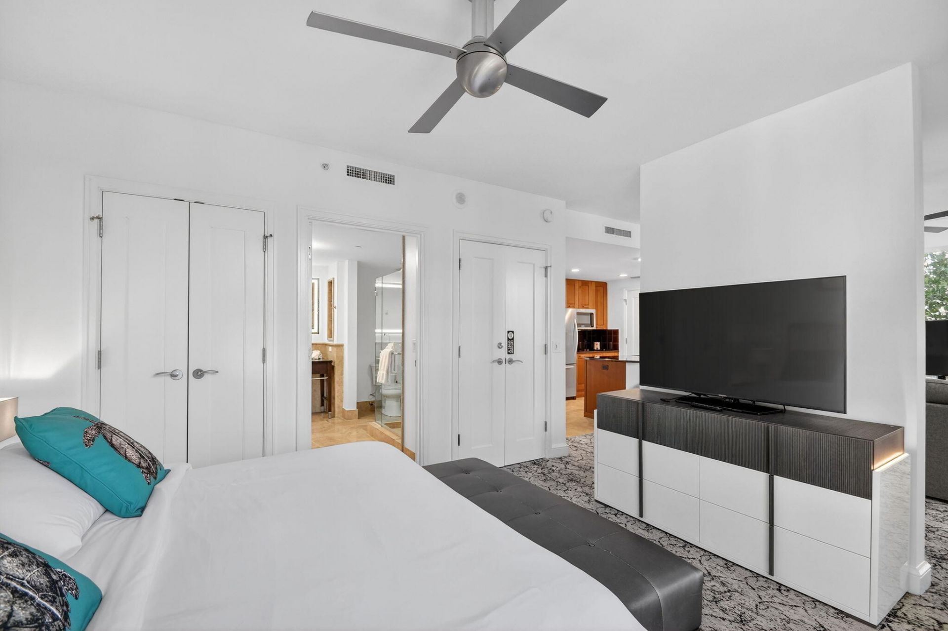 3800 N Ocean Drive, Unit 518, Singer Island, FL 33404 Photo