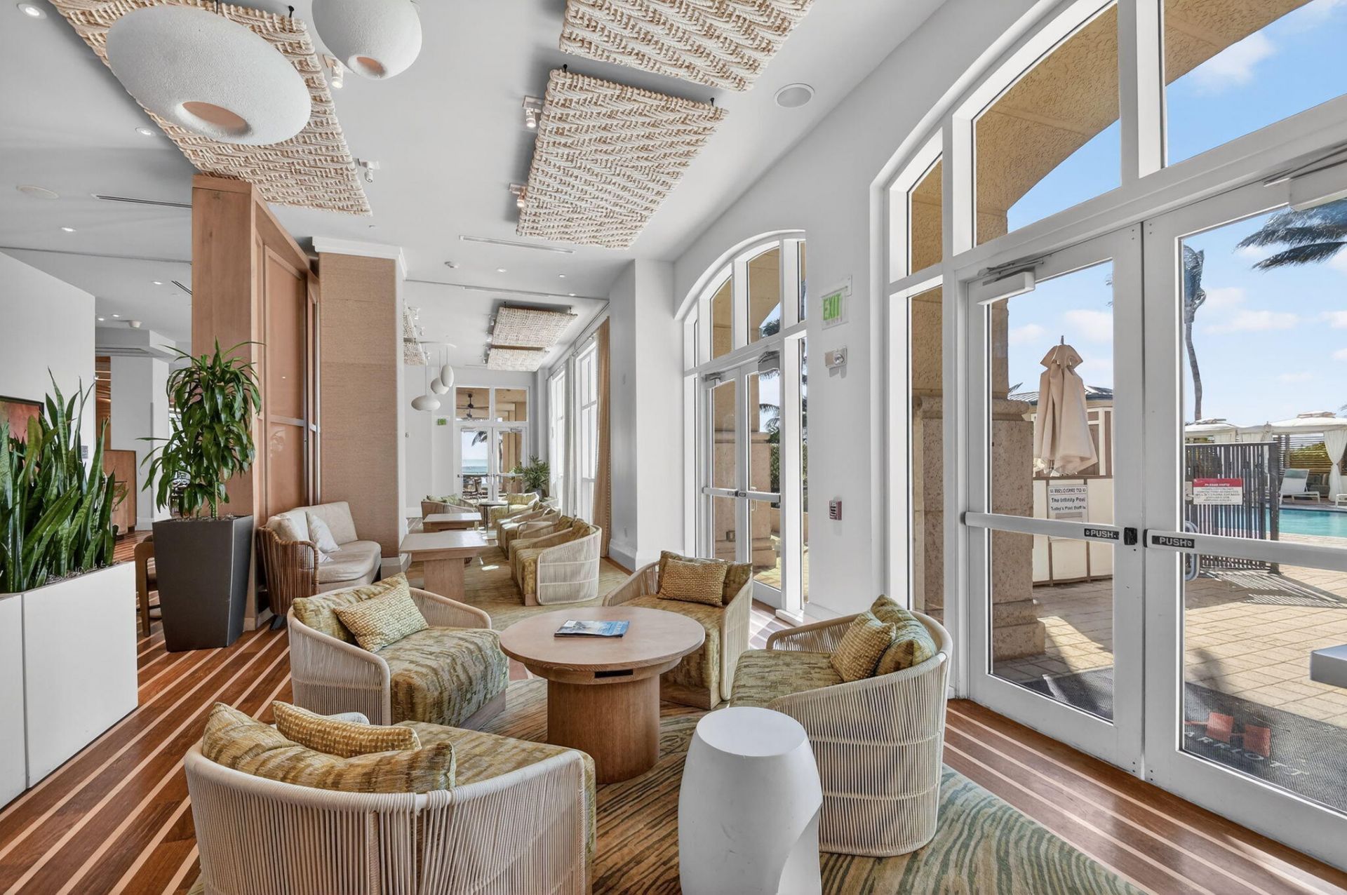 3800 N Ocean Drive, Unit 518, Singer Island, FL 33404 Photo