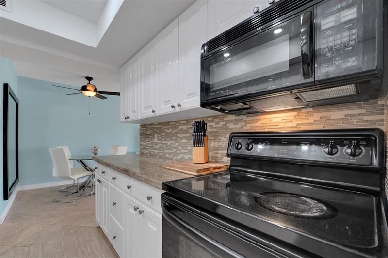 2864 NE 33rd Court, Unit 105, Fort Lauderdale, FL 33306 Photo