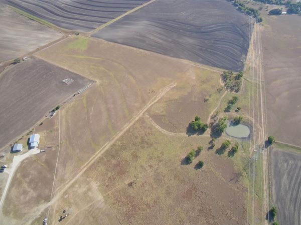 1375 CR 320, Granger, TX 76530