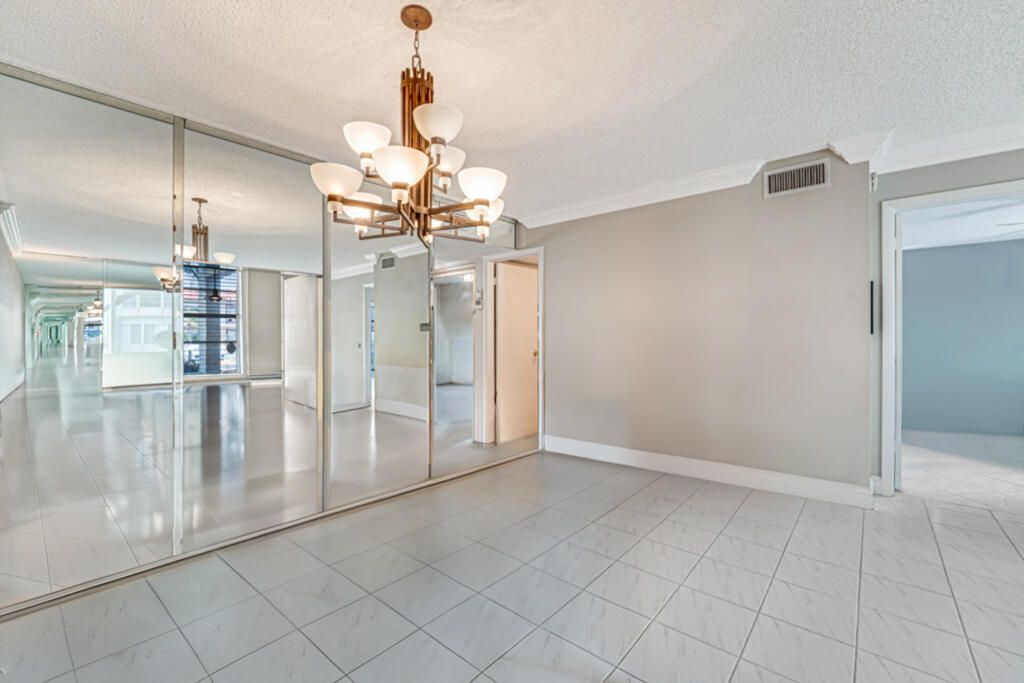 33 Abbey Lane, Unit 103, Delray Beach, FL 33446 Photo