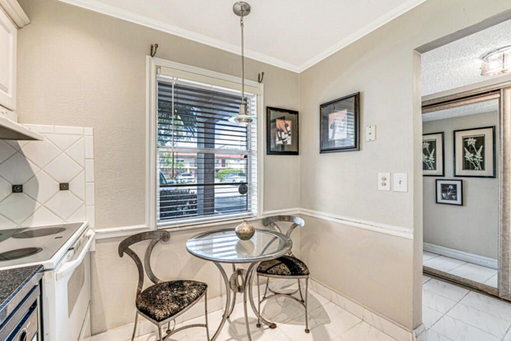 33 Abbey Lane, Unit 103, Delray Beach, FL 33446 Photo