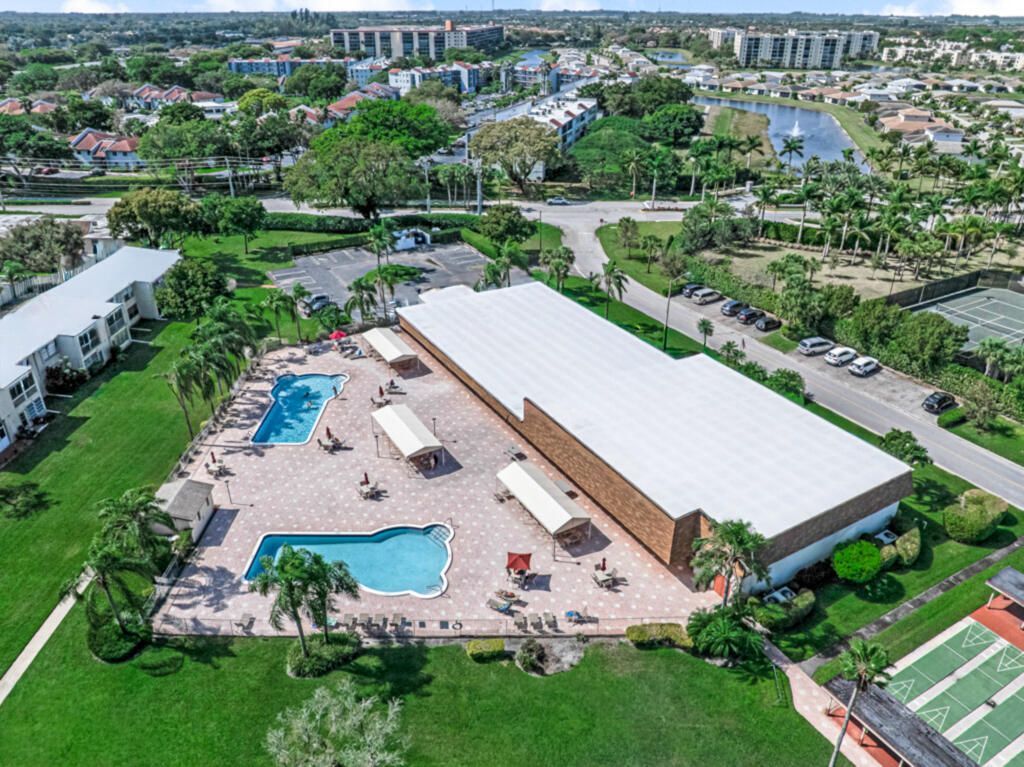 33 Abbey Lane, Unit 103, Delray Beach, FL 33446 Photo