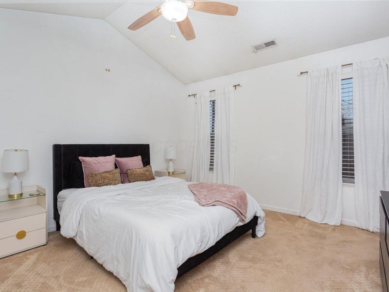 636 Grove Circle, Unit 1803, Columbus, OH 43230 Photo 14