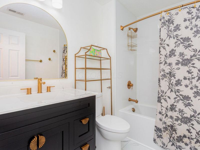 636 Grove Circle, Unit 1803, Columbus, OH 43230 Photo 19