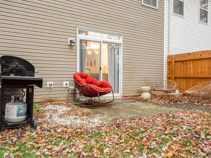 636 Grove Circle, Unit 1803, Columbus, OH 43230 Photo 22