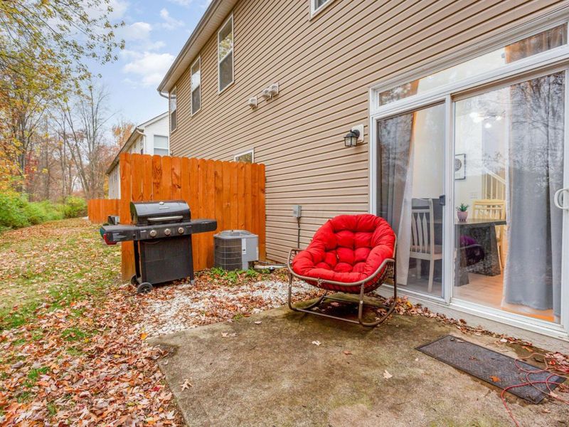 636 Grove Circle, Unit 1803, Columbus, OH 43230 Photo 23