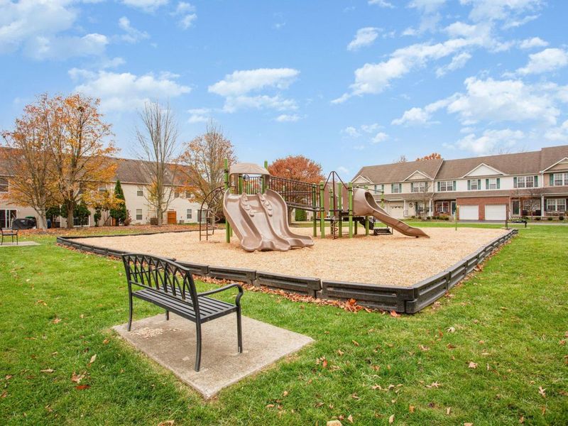 636 Grove Circle, Unit 1803, Columbus, OH 43230 Photo 24