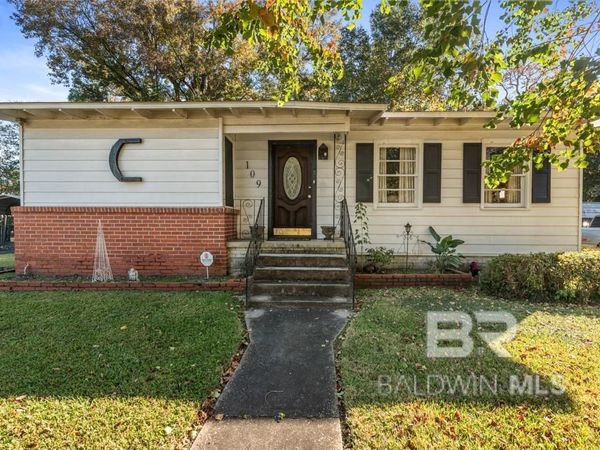 109 Esplanade Avenue, Mobile, AL 36606