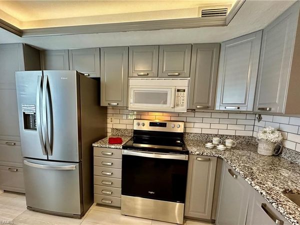 2828 Jackson ST, Unit I-1, FORT MYERS, FL 33901