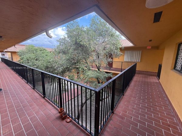 6278 W 22nd Ct, Unit 23, Hialeah, FL 33016