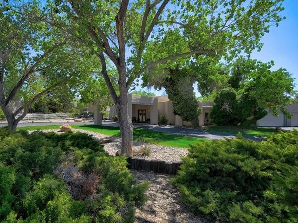 9506 Dancing River Drive, Albuquerque, NM 87114