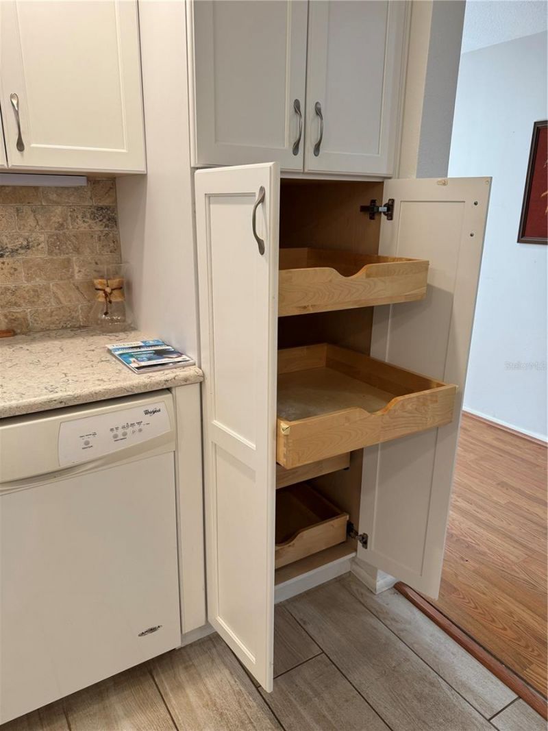 3957 Lakeside Drive, Unit 143, Sarasota, FL 34232 Photo