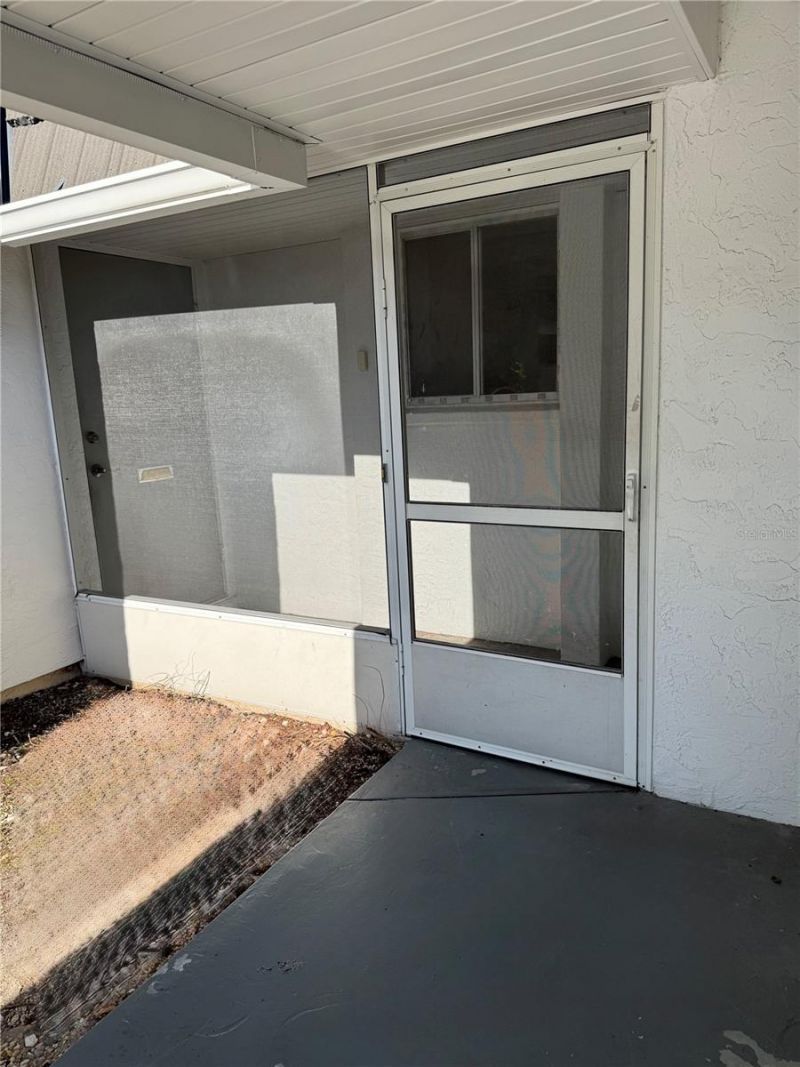 3957 Lakeside Drive, Unit 143, Sarasota, FL 34232 Photo