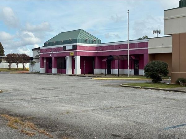 10455 Reiger Rd, Baton Rouge, LA 70809