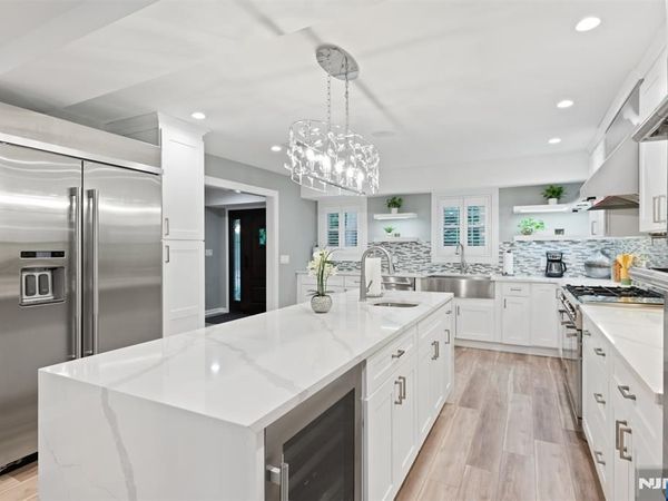 276 River Drive, RIVERVALE, NJ 07675