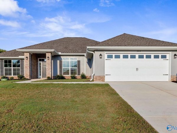 139 Ridgeland Trail, Huntsville, AL 35810