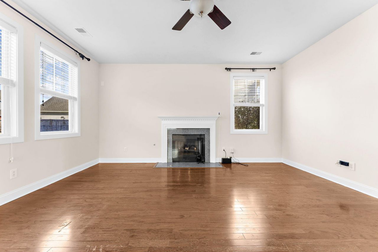 122 Scrapbook Lane Photo 19