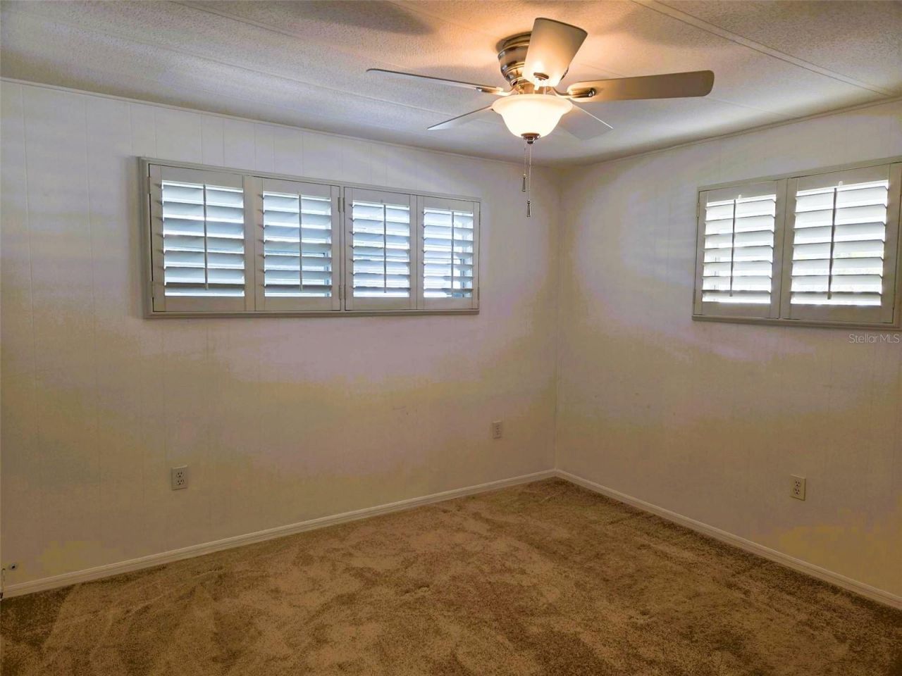 415 Oakwood Boulevard W, Sarasota, FL 34237 Photo