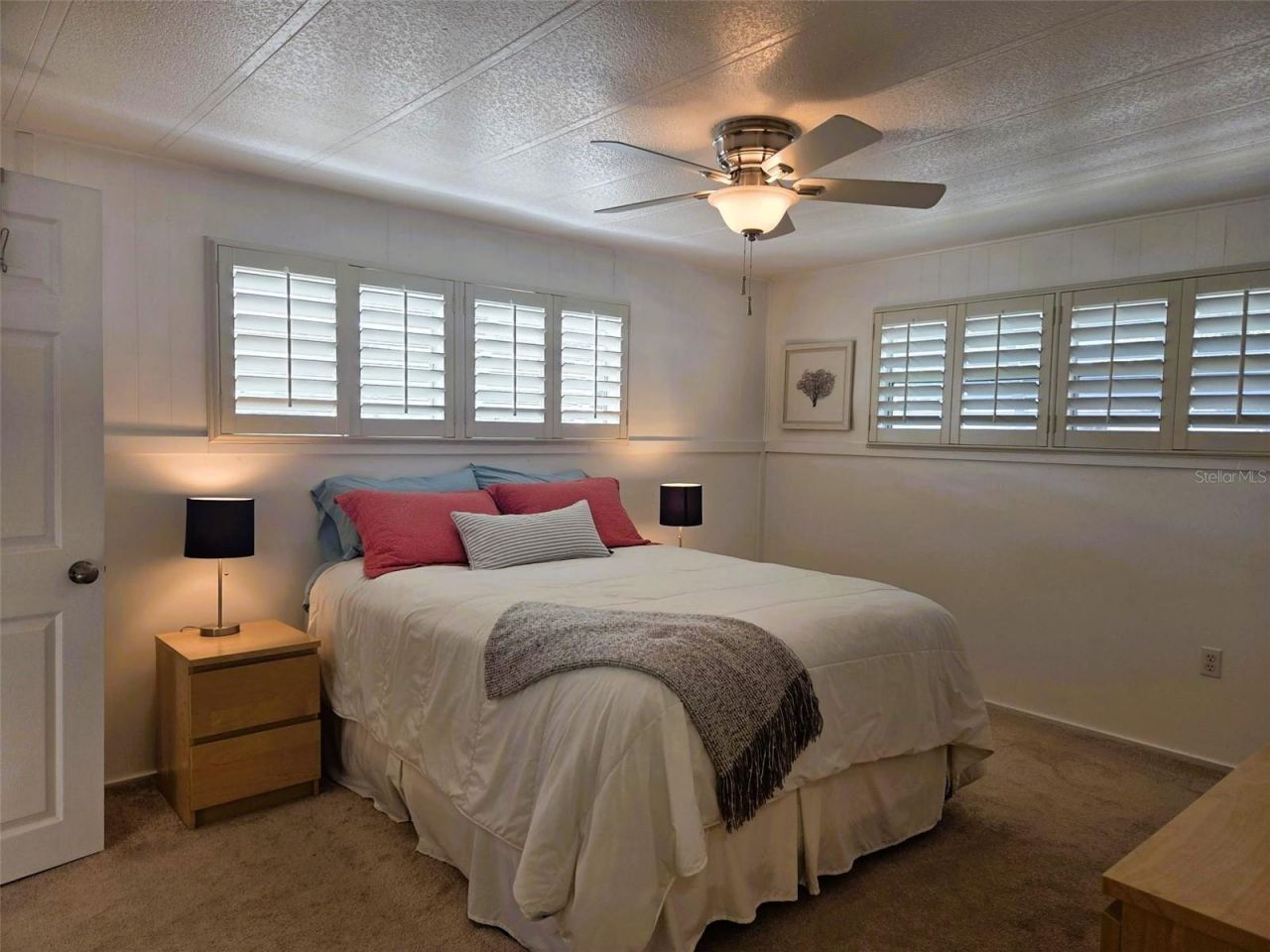 415 Oakwood Boulevard W, Sarasota, FL 34237 Photo