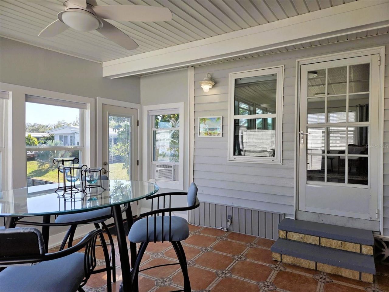 415 Oakwood Boulevard W, Sarasota, FL 34237 Photo