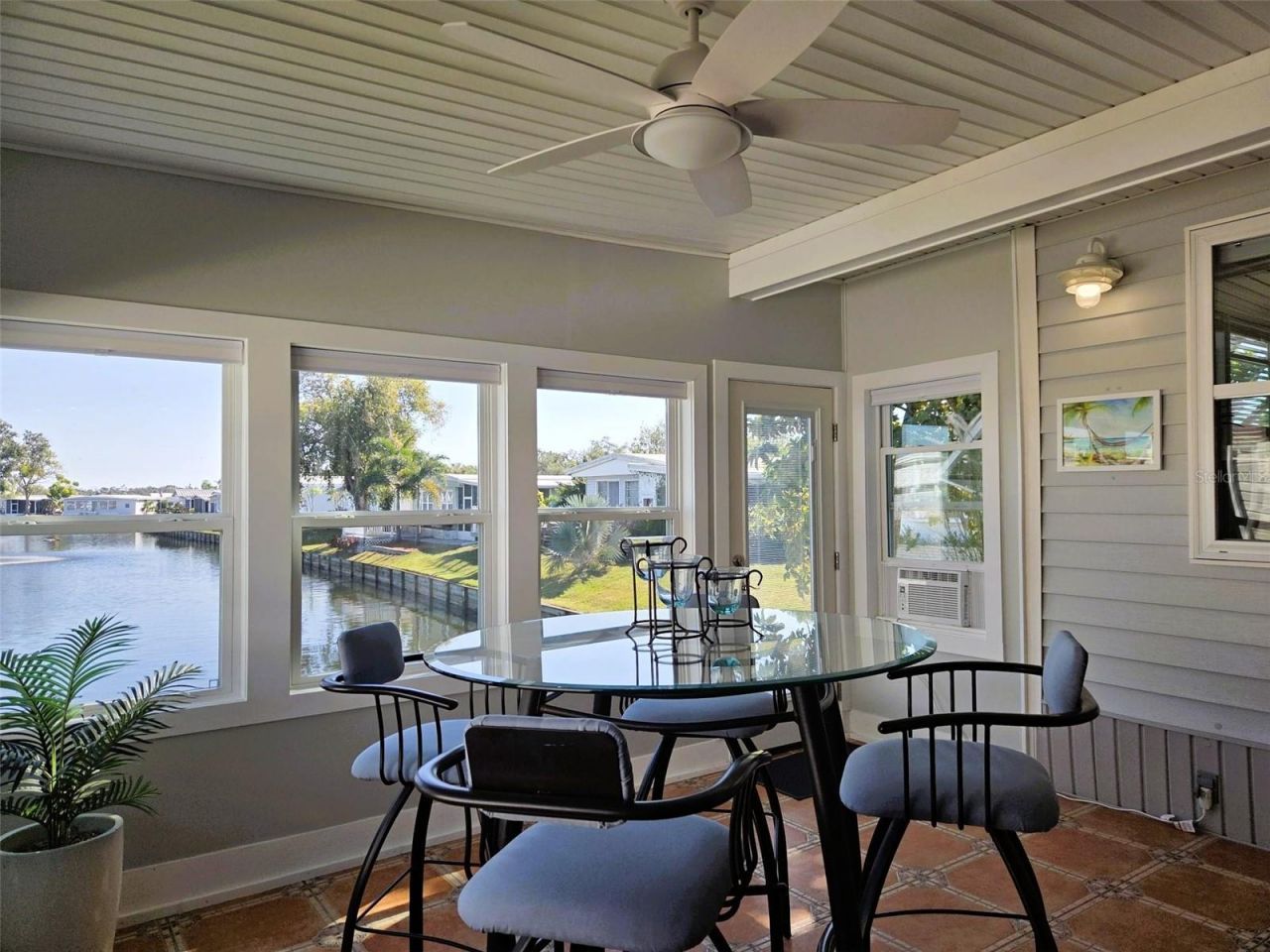 415 Oakwood Boulevard W, Sarasota, FL 34237 Photo