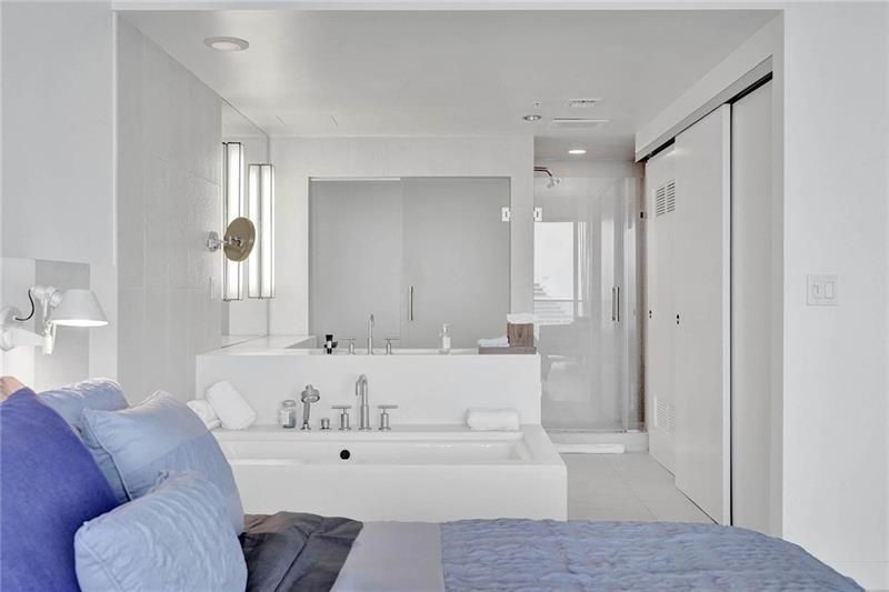 3101 Bayshore Drive, Unit 2407, Fort Lauderdale, FL 33304 Photo