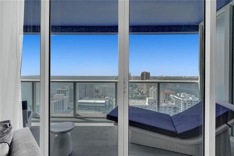 3101 Bayshore Drive, Unit 2407, Fort Lauderdale, FL 33304 Photo