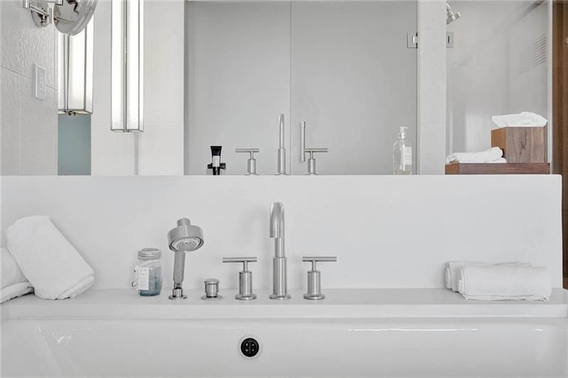 3101 Bayshore Drive, Unit 2407, Fort Lauderdale, FL 33304 Photo