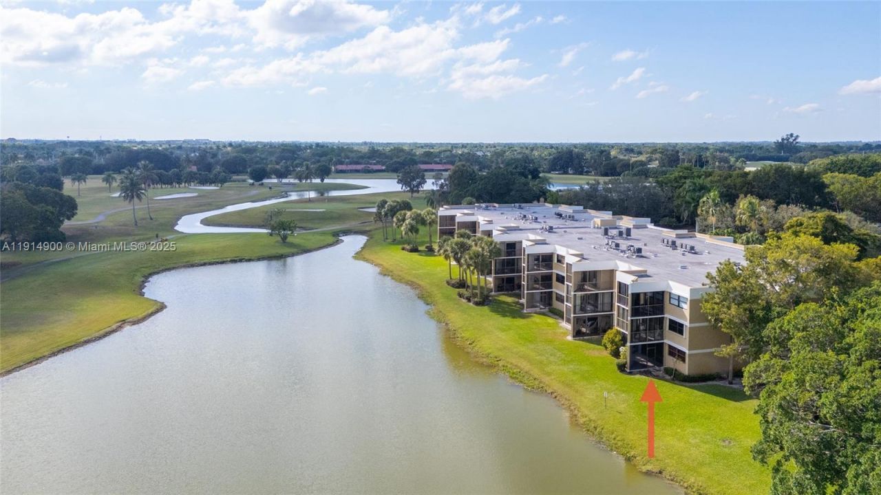 16100 Golf Club Rd, Unit 101, Weston, FL 33326 Photo