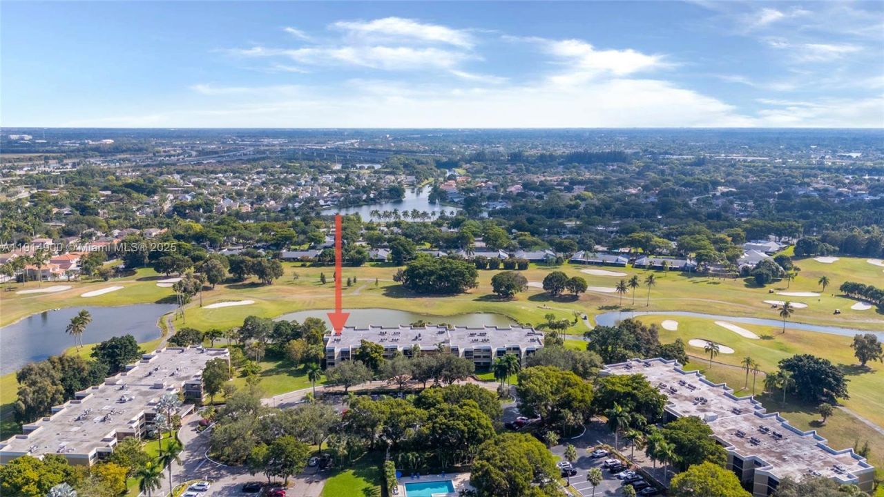 16100 Golf Club Rd, Unit 101, Weston, FL 33326 Photo