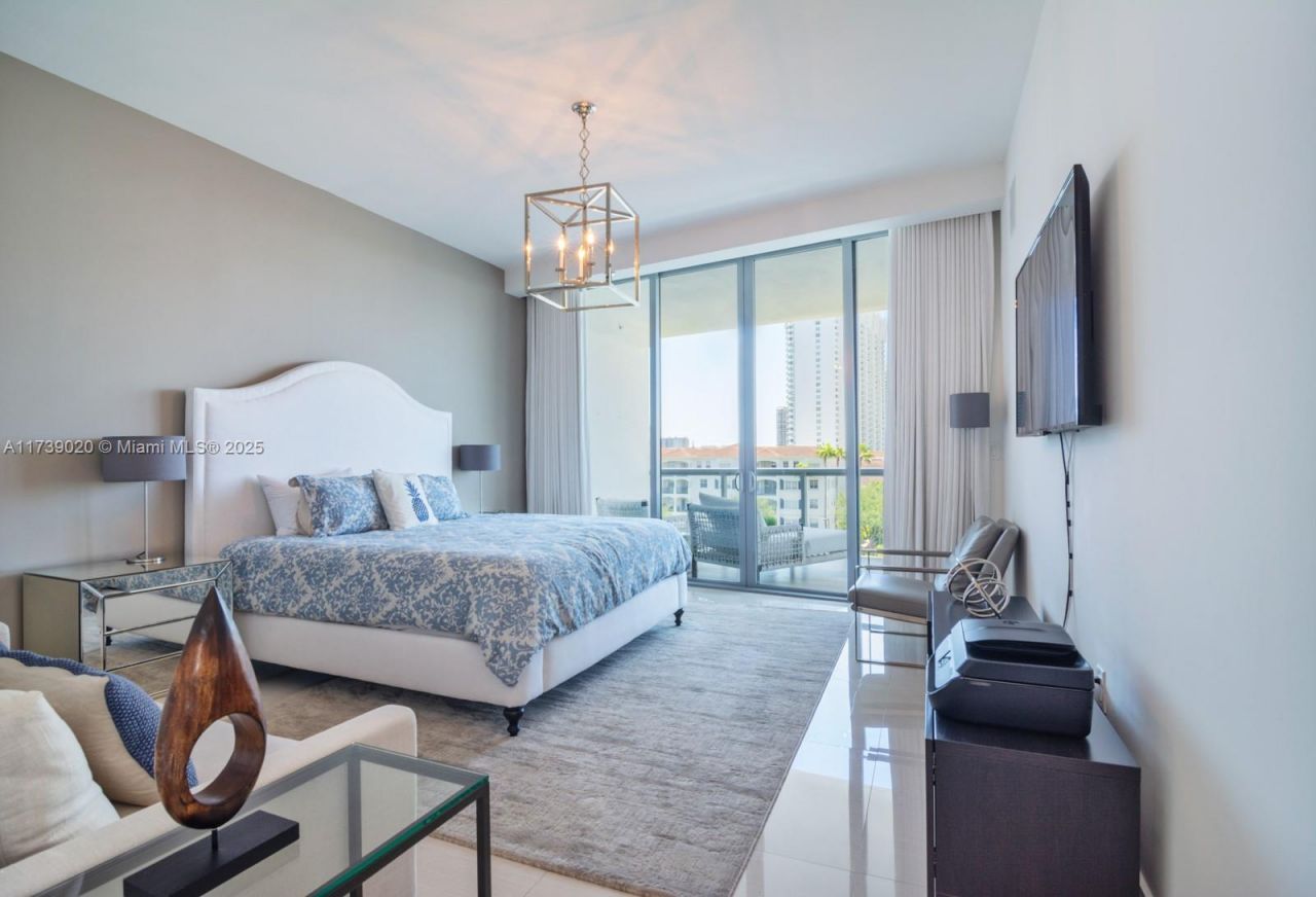 3250 NE 188th St, Unit 406, Aventura, FL 33180 Photo