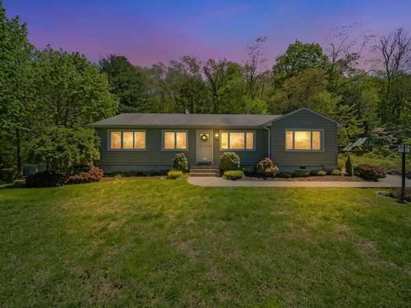 63 Meadow Lane, Katonah, NY 10536