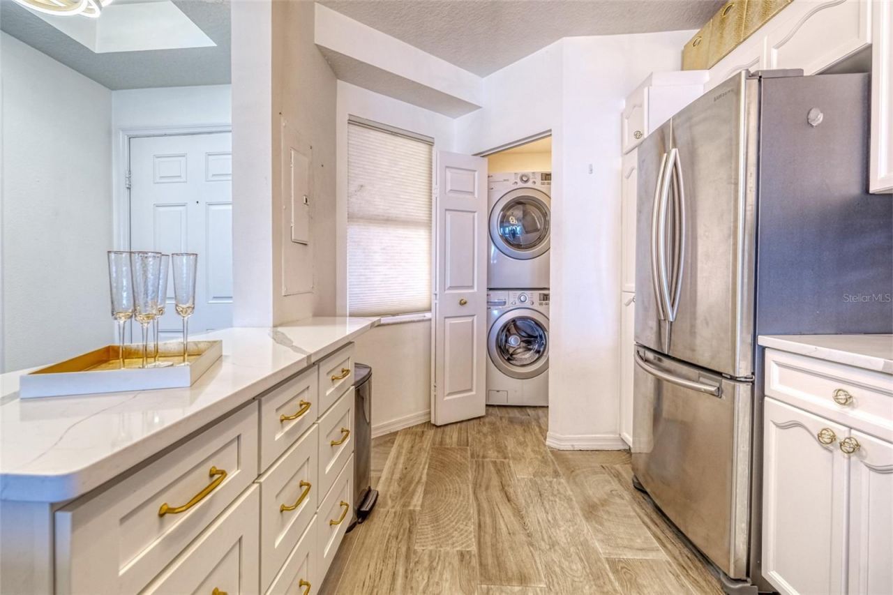 16600 Gulf Boulevard, Unit 536, North Redington Beach, FL 33708 Photo